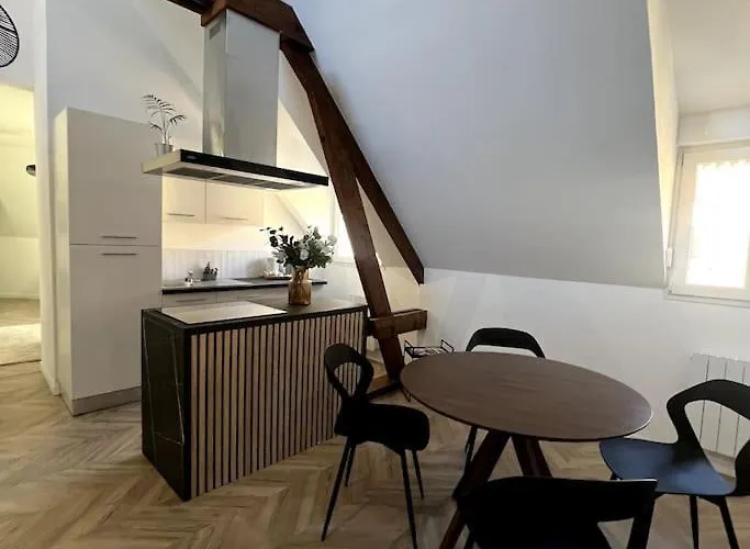 Duplex Design - 6 Personnes - Charleville-Mézières